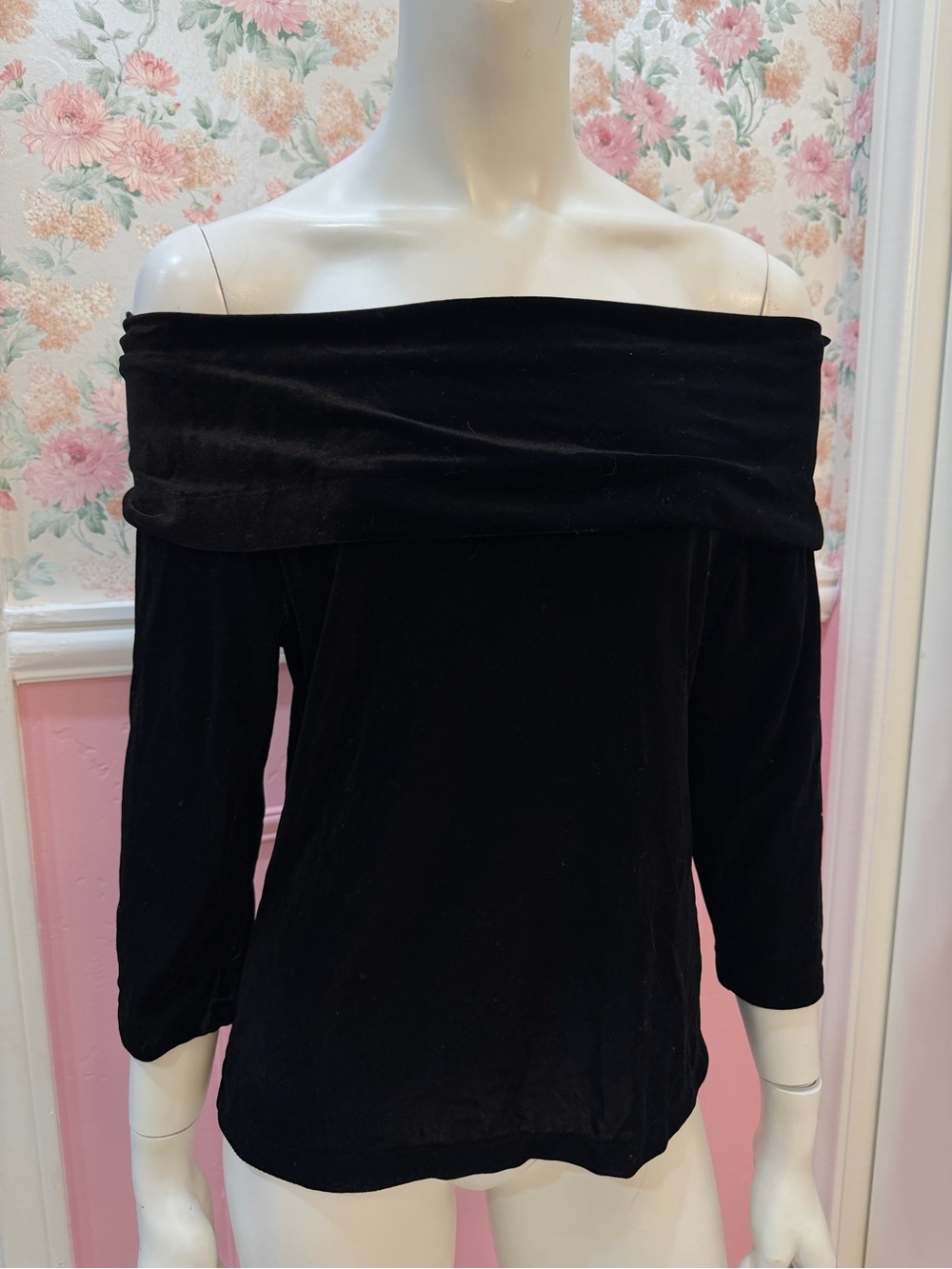 Y2K Off-Shoulder Black Velvet Sweater